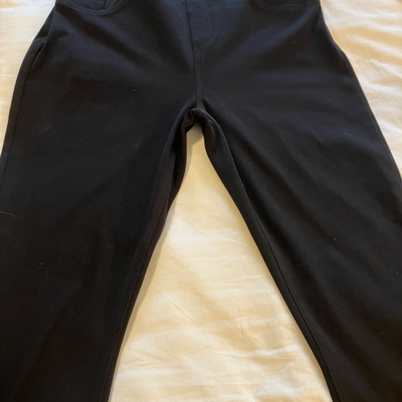 SPANX PANTS BLACK-  SIZE 1X RETAIL $148 - $35 or BEST OFFER - Picture 2 of 7